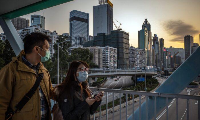 Hongkongers Worry About Coronavirus as City Braces for Business Slowdown