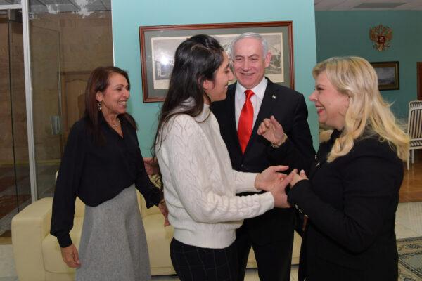 Israeli Prime Minister Benjamin Netanyahu and his wife, Sara, meet Naama Issachar and her mother, Yaffa, in Moscow on Jan. 30, 2020. (Courtesy of Kobi Gideon/Government Press Office/Handout via Reuters)