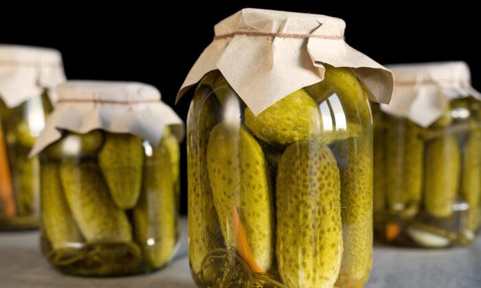 Don’t Throw Away Leftover Pickle Juice, Here Are 8 Unexpected Ways to Reuse It