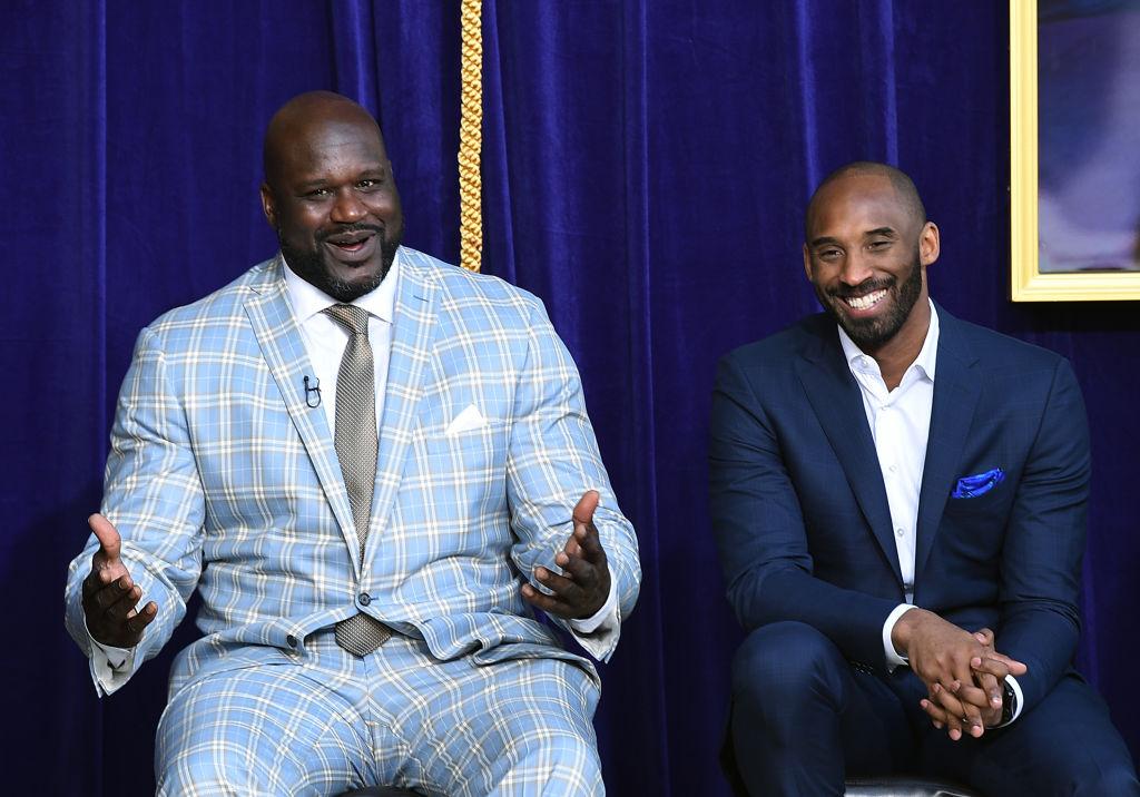 O'Neal and Bryant during the unveiling of O'Neal's statue at Staples Center in Los Angeles on March 24, 2017 (©Getty Images | <a href="https://www.gettyimages.com/detail/news-photo/former-los-angeles-lakers-player-shaquille-oneal-reacts-to-news-photo/657488206?adppopup=true">Kevork Djansezian</a>)