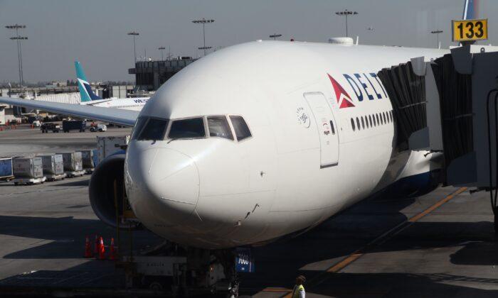 Delta, American, United to Suspend All China Flights Amid Coronavirus Outbreak