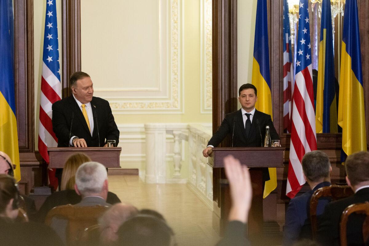 Secretary of State Mike Pompeo, left, and Ukraine President Volodymyr Zelensky during a press conference at Zelensky's office in Kyiv, Ukraine, on Jan. 31, 2020. (Anastasia Vlasova/Getty Images)