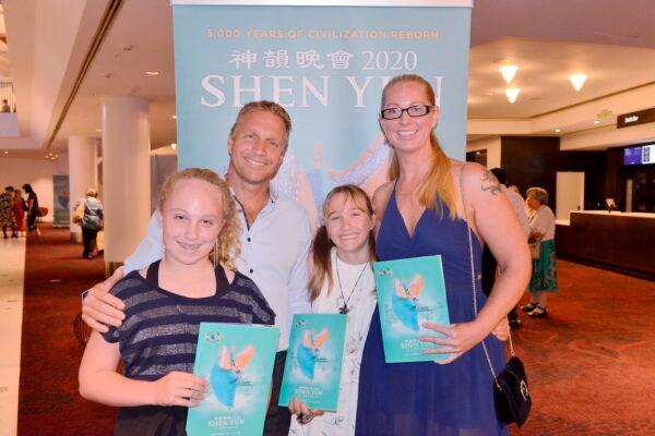 Jessica Housby, with friends, at the Kiri Te Kanawa Theatre, Aotea Center, Auckland, New Zealand, on Feb. 29, 2020. (Michael Zhang/The Epoch Times)