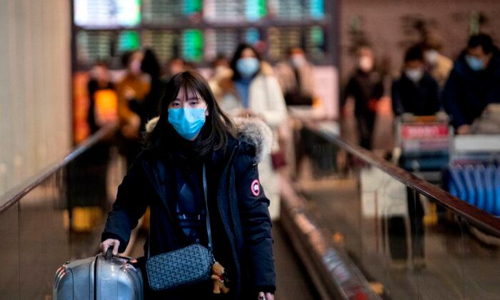 Overflowing Hospitals, Medical Shortages, Tragic Deaths in Virus-Stricken Wuhan