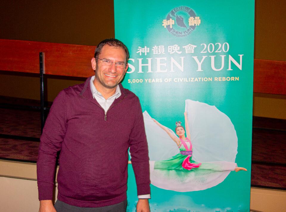 Father and Pediatric Surgery Center Owner Amazed by Shen Yun