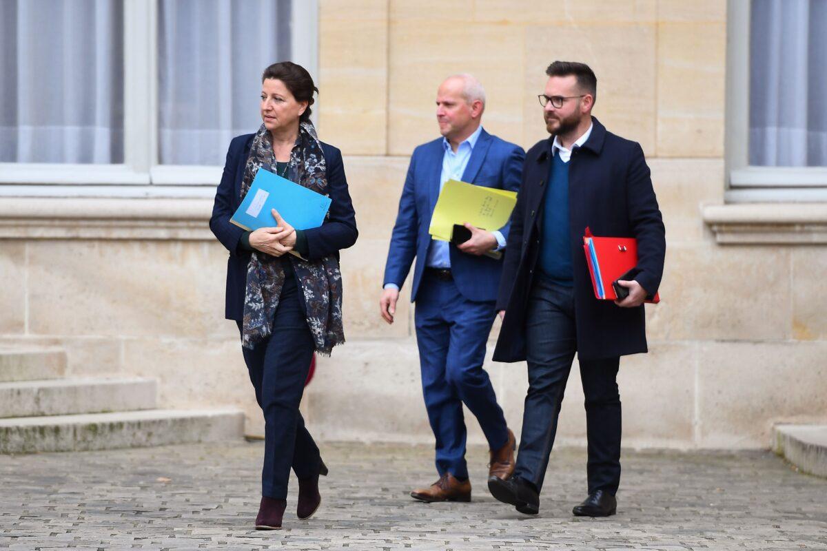 French Health Minister Agnes Buzyn (L) leaves a meeting about the situation of the new coronavirus at the Hotel Matignon in Paris on Feb. 8, 2020. (Christophe Archambault/AFP via Getty Images)