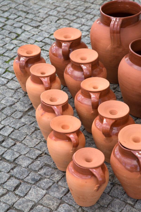 Clay pots in Evora. (Shutterstock)