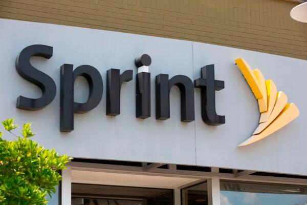 The Sprint logo is seen outside a shop in Washington, on July 26, 2019. (Alastair Pike/AFP via Getty Images)