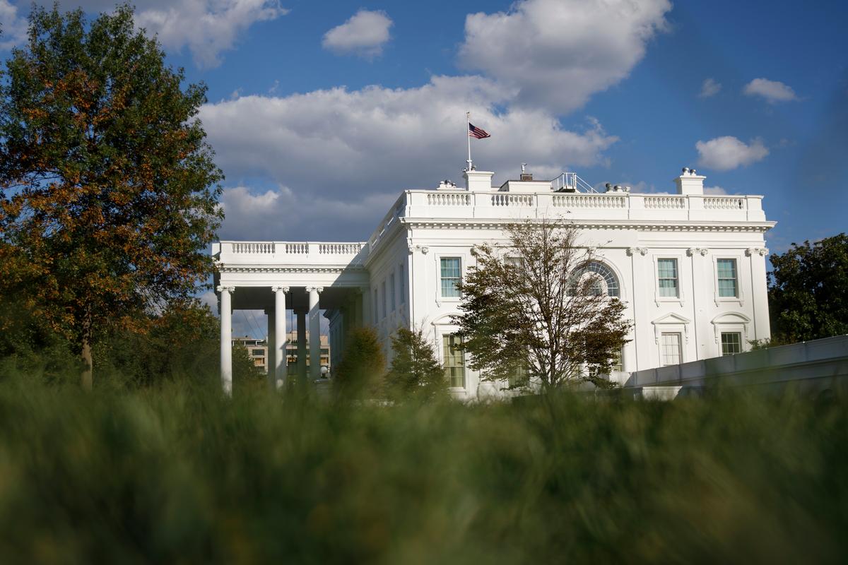 White House Correspondent Tests Positive for CCP Virus