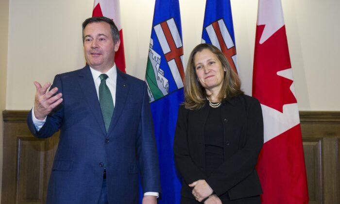 Will Cabinet Approve New Oilsands Mine Despite Trudeau’s ‘Net-Zero’ Promise?