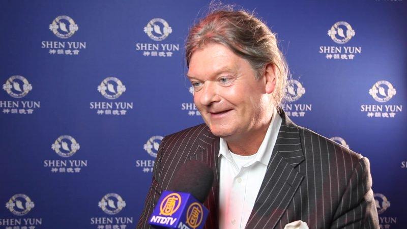 CEO Inspired by Shen Yun’s Universality
