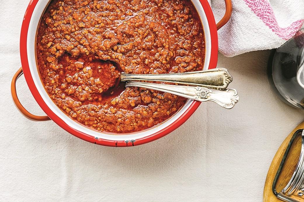 Tuscan ragù, slowly simmered on the lowest heat for hours. (Giulia Scarpaleggia)
