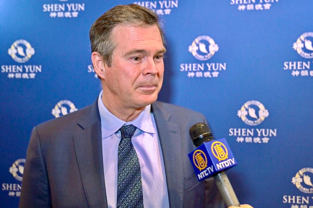 Shen Yun Greeted With a Warm Embrace in Philadelphia