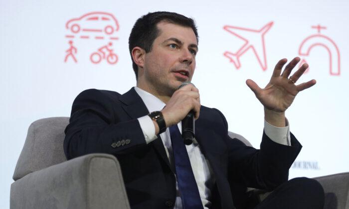 Buttigieg Says COVID-19 Testing Requirement for Domestic Air Travel Is Being Considered