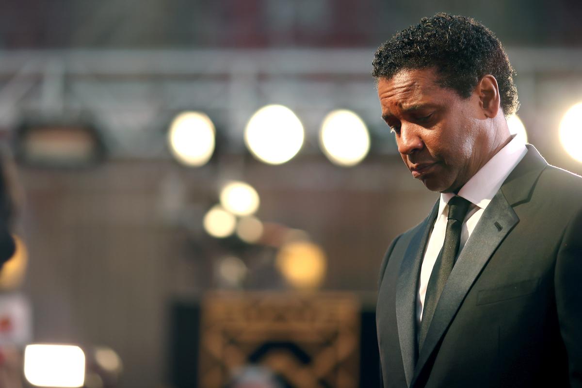 Washington attends the 89th Annual Academy Awards at Hollywood & Highland Center in Hollywood, California, on Feb. 26, 2017. (©Getty Images | <a href="https://www.gettyimages.com/detail/news-photo/actor-denzel-washington-attends-the-89th-annual-academy-news-photo/645654498?adppopup=true">Christopher Polk</a>)