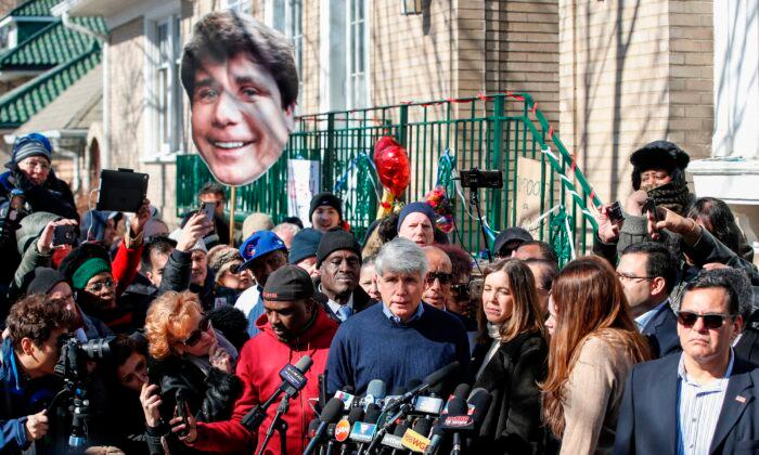 Ex-Gov Rod Blagojevich Returns to Chicago, Says He’s Innocent