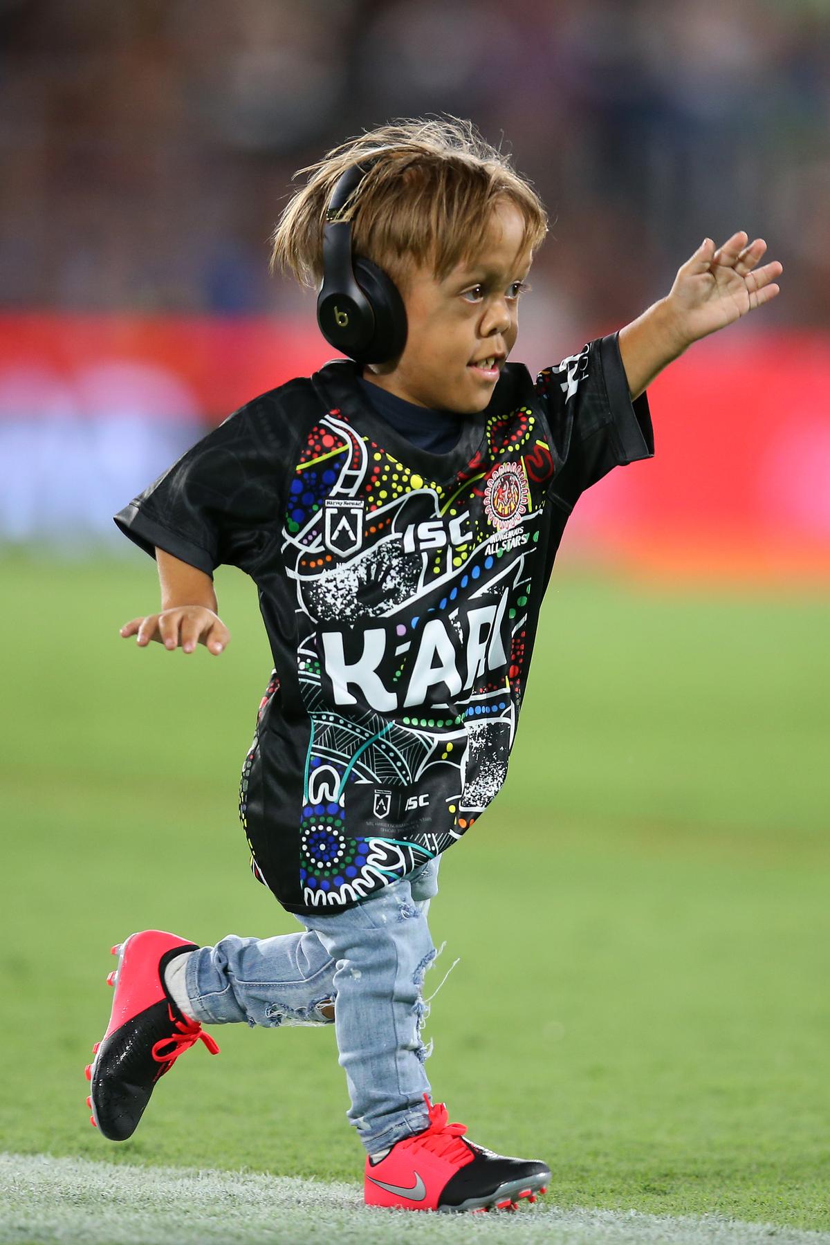 Quaden runs onto the field before the NRL match at Cbus Super Stadium on Feb. 22, 2020. (©Getty Images | <a href="https://www.gettyimages.com/detail/news-photo/quaden-bayles-runs-onto-the-field-before-the-nrl-match-news-photo/1207909862?adppopup=true">Jason McCawley</a>)