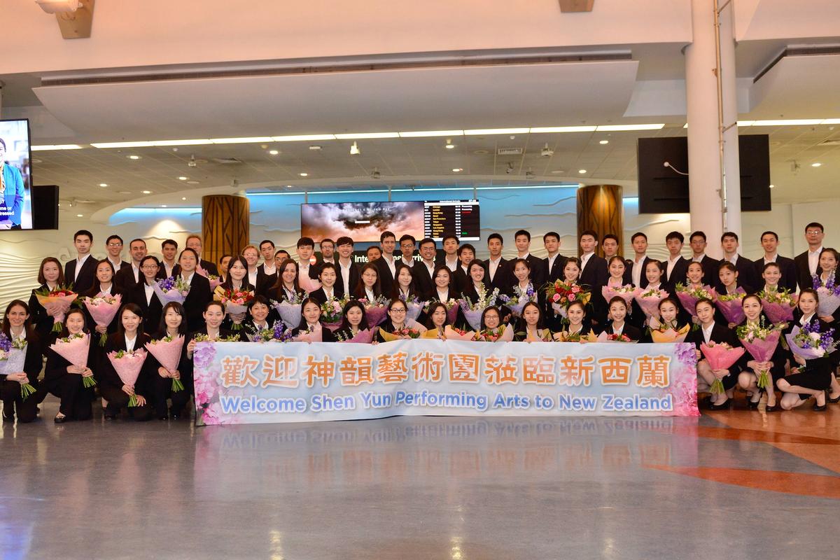 Shen Yun Arrives From Florida to the Land of the Long White Cloud