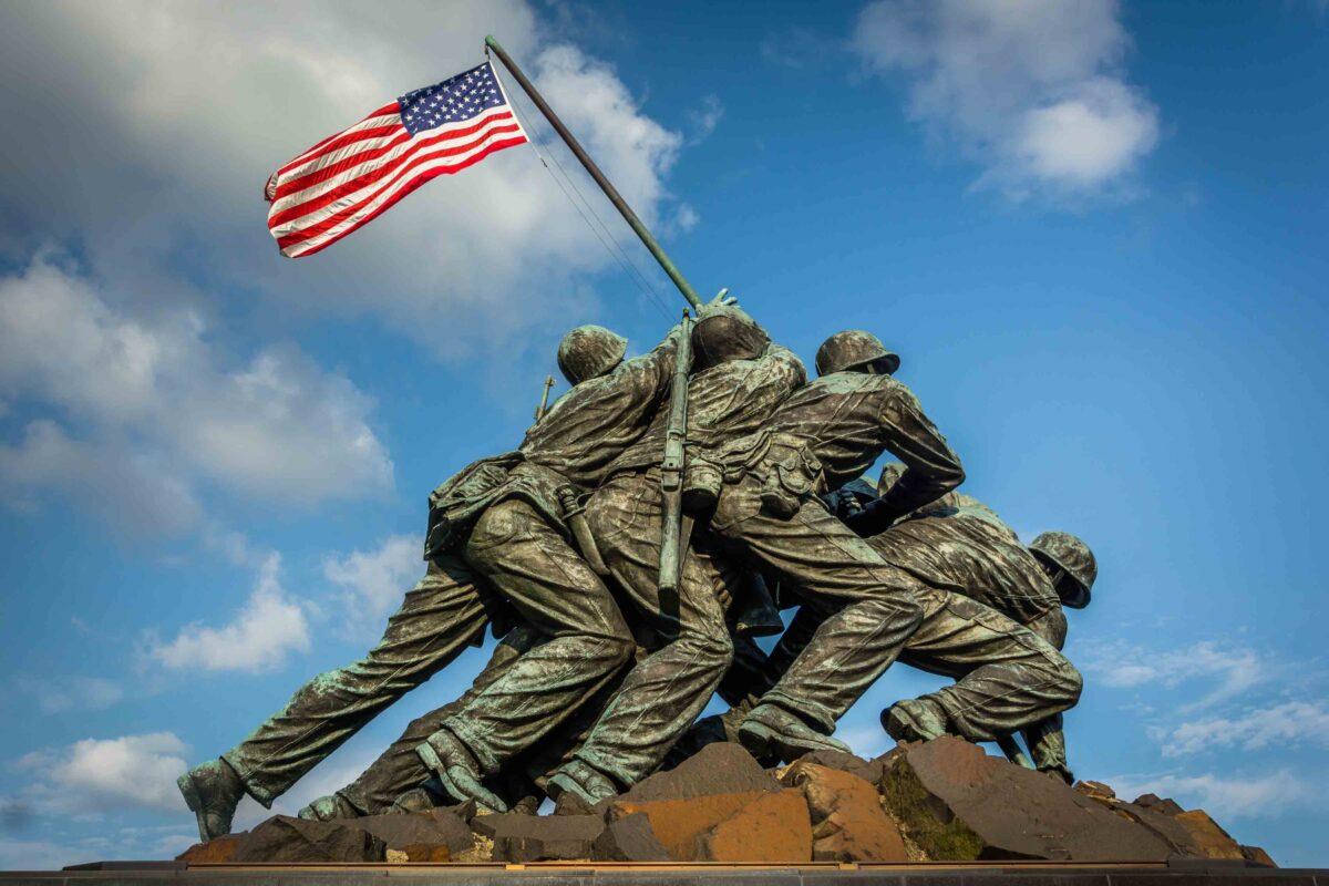 The U.S. Marine Corps War Memorial in Arlington, Va. (Shutterstock)