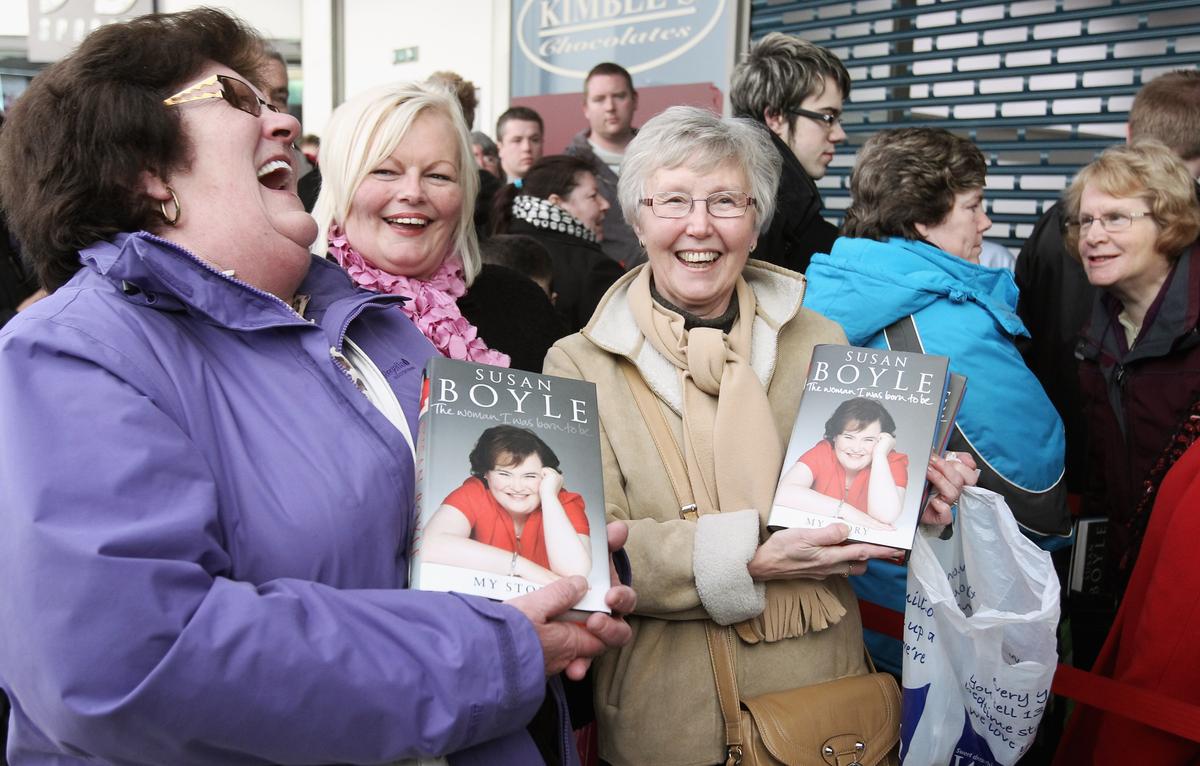 Susan Boyle fans queue for a book signing of "The Woman I Was Born To Be" at the St. Enoch Centre in Glasgow, Scotland, on Dec. 13, 2010. (Jeff J Mitchell/Getty Images)