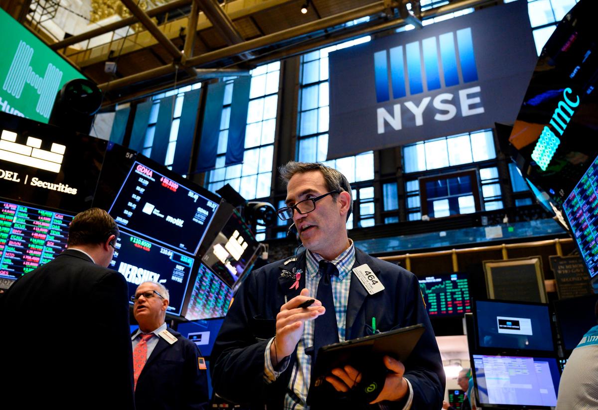 US Stocks Rebound After Trump Pitches Coronavirus Relief Plan to Lawmakers