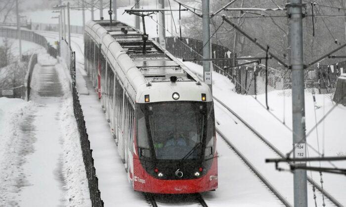 Ottawa’s Light Rail Transit Leaves Thousands Stranded in Heavy Snow Story