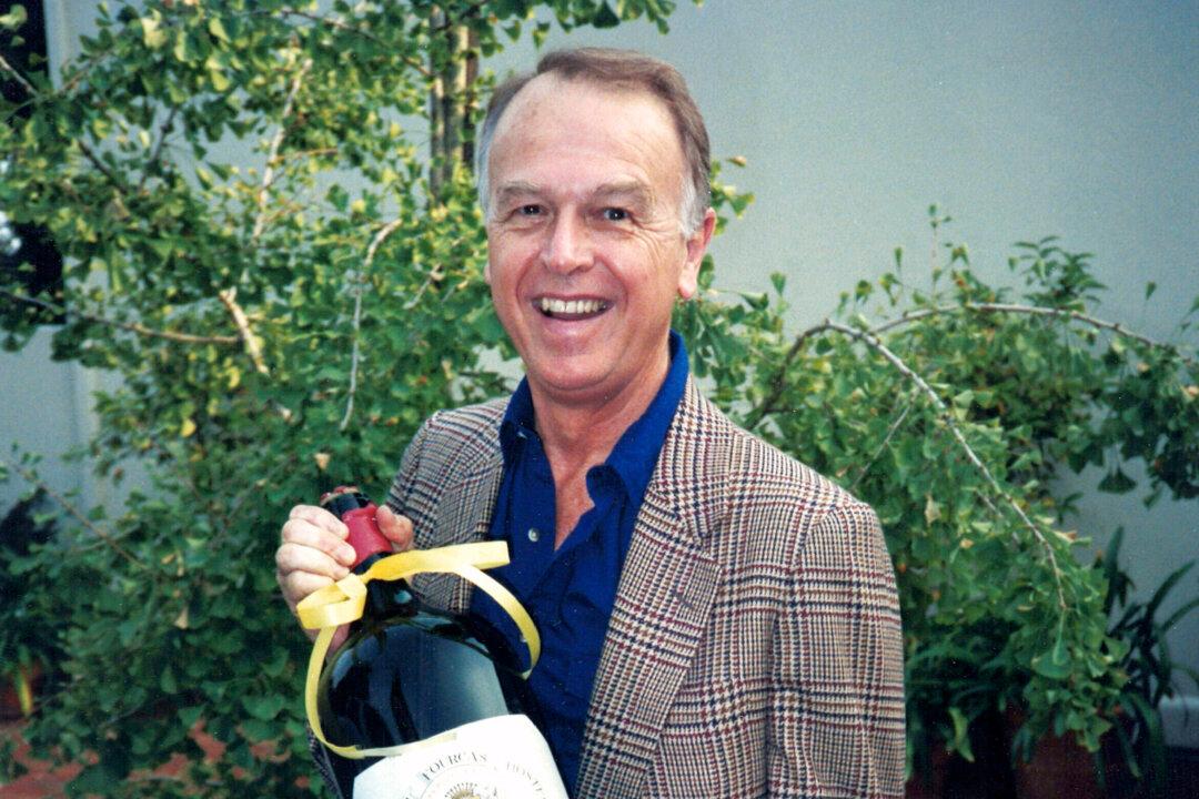 Joe Coulombe, Founder of Popular Trader Joe’s Markets, Dies