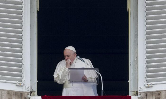 Coughing Pope Cancels Participating in Lenten Retreat