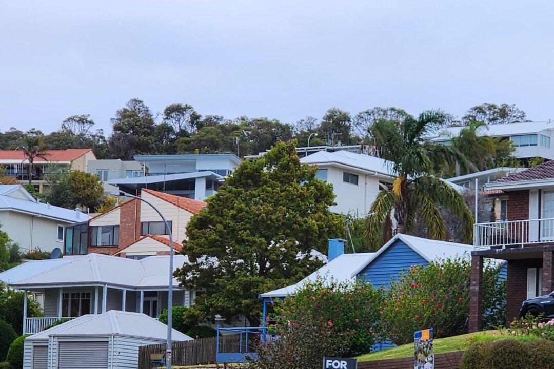 Greens Propose to Solve Housing Crisis With Government-Owned Properties
