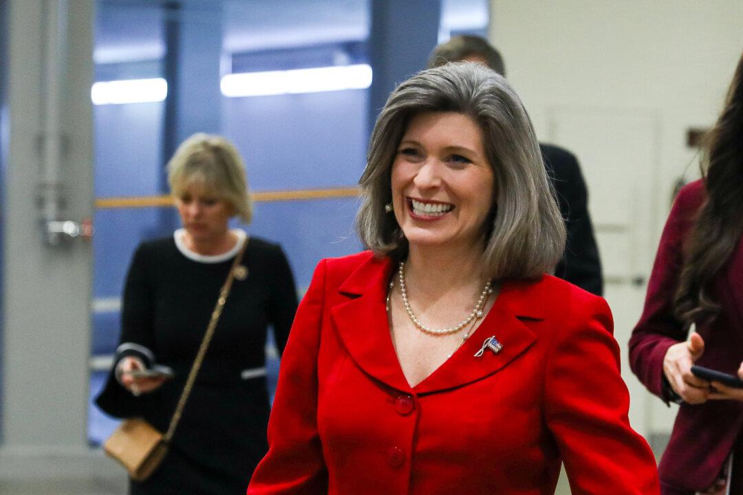 Sen. Ernst Introduces Bill Denying Millionaires Eligibility for CARES Act’s Extra $600 Jobless Benefit