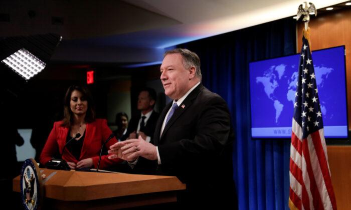 US Secretary of State Urges China to Be Fairer Toward Media