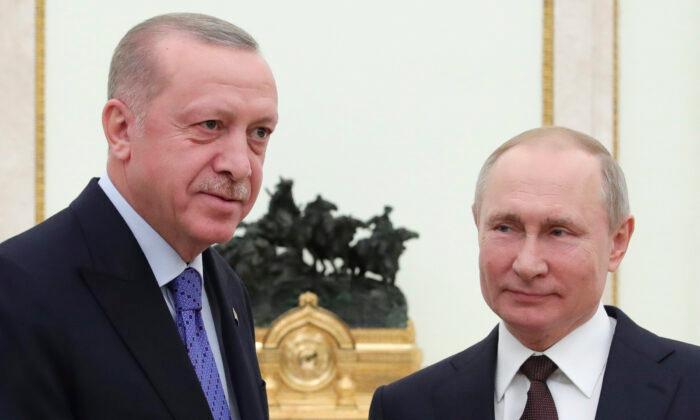 Russia, Turkey Reach Cease-Fire Deal in Northwestern Syria