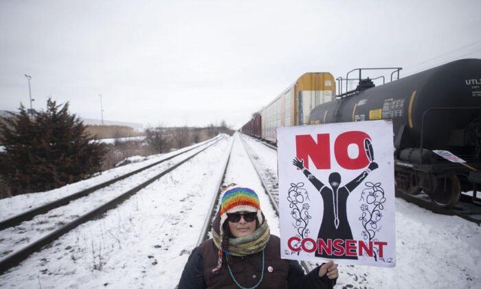 Without Indigenous Consent for Pipelines, Expect More Confrontations, Says Lawyer