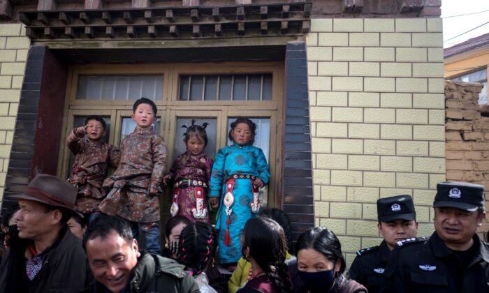 Tibetan Language Learning Eroded Under China’s ‘Bilingual Education’: Rights Group