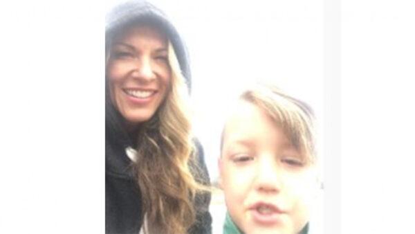 Lori Vallow and her 7-year-old son JJ, taken at Yellowstone National Park on Sept. 8. (FBI)