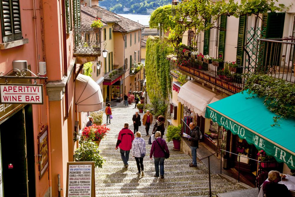 A street in Bellagio. (Von Rawdon Sthradher/Shutterstock)