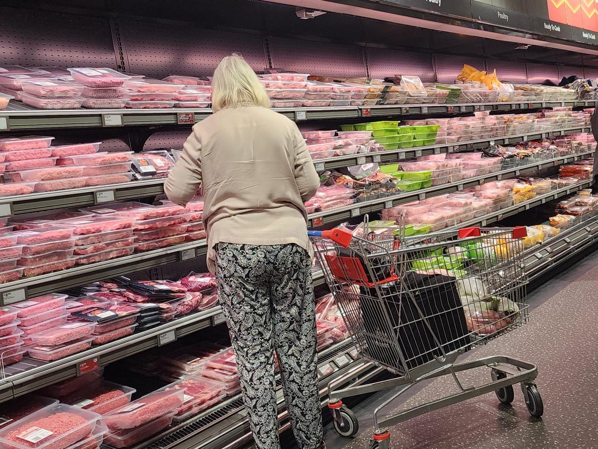 Study Reveals Deficiencies of Vegan Plant-Based Meat Diets