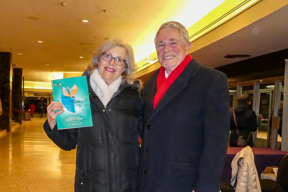 Calgary Audience Members Agree: We Love Shen Yun’s Values and Principles