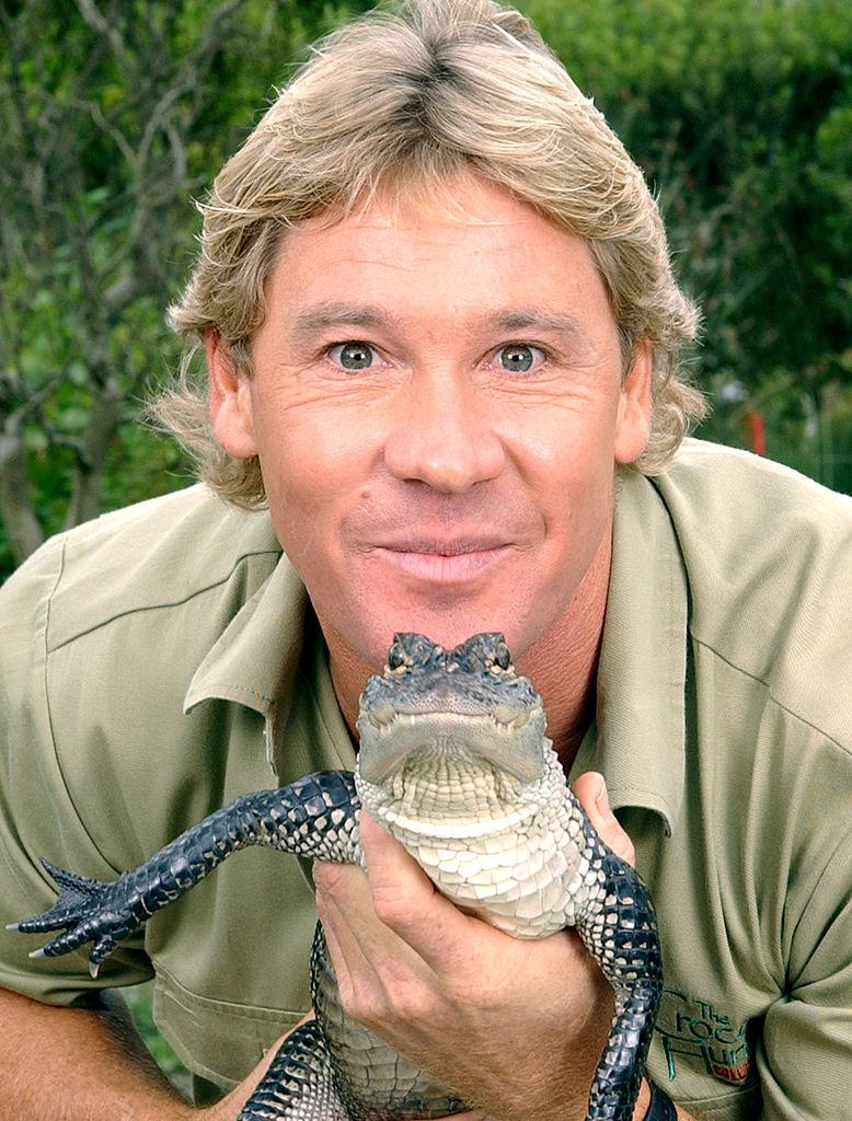 ©Getty Images | <a href="https://www.gettyimages.com/detail/news-photo/the-crocodile-hunter-steve-irwin-poses-with-a-three-foot-news-photo/1129397">Justin Sullivan</a>