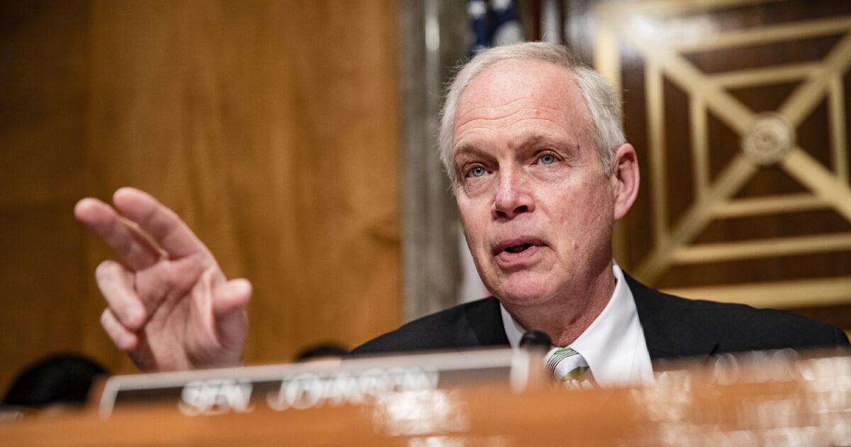 Chairman Ron Johnson (R-Wis.) speaks at the start of a Senate Homeland Security Committee hearing on the government's response to the CCP virus outbreak in Washington, on March 5, 2020. (Samuel Corum/Getty Images)