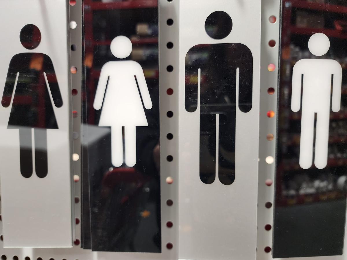 Australian Senate Gags Debate on Bill to Define a Man and Woman