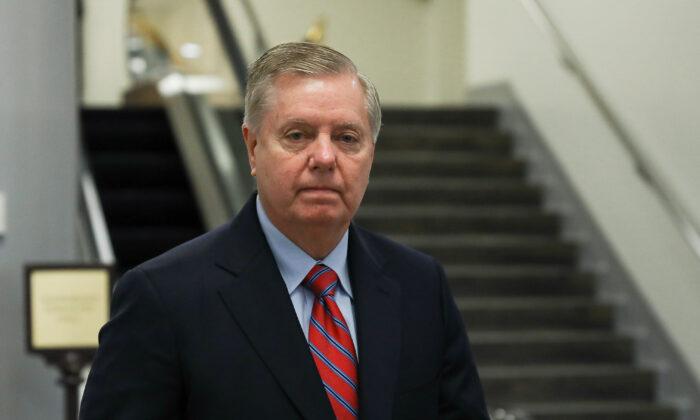Sen. Lindsey Graham Says Ousting McCarthy Would Be 'Disaster'