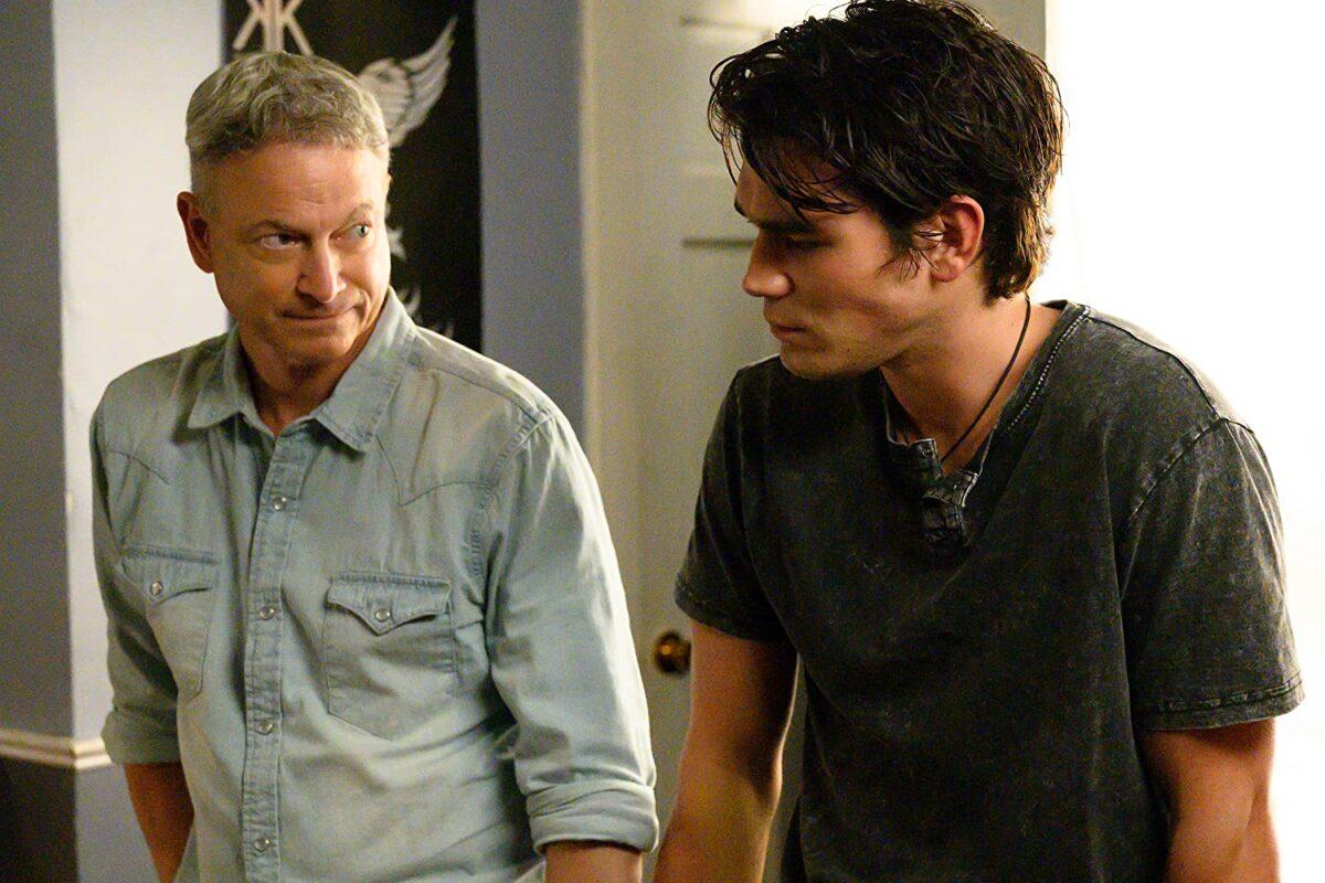 Gary Sinise (L) and K.J. Apa play father and son in “I Still Believe.” (Lionsgate)