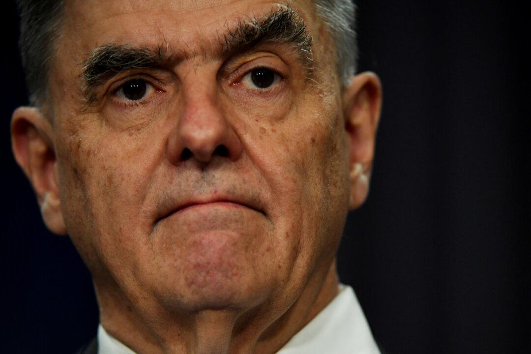 Australia Says Lockdown an Option in Face of COVID-19