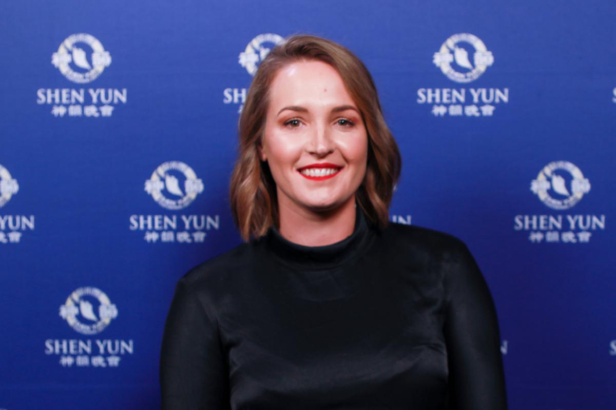‘Super Powerful,’ Says Journalist Who Attended Shen Yun With 11 Family Members