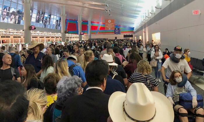 Long Lines for Returning Americans Amid Increased Medical Screenings at Airports