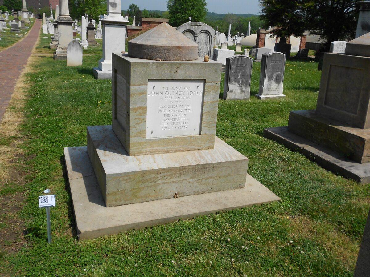 Cenotaph of John Quincy Adams at the Congressional Cemetery in Washington, D.C. (CC BY-SA 3.0)
