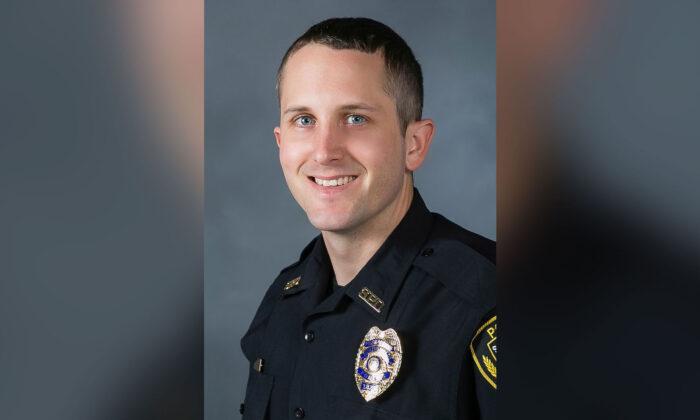 Slain Missouri Officer Hailed as a Hero for Rushing to Stop Gunman in Springfield