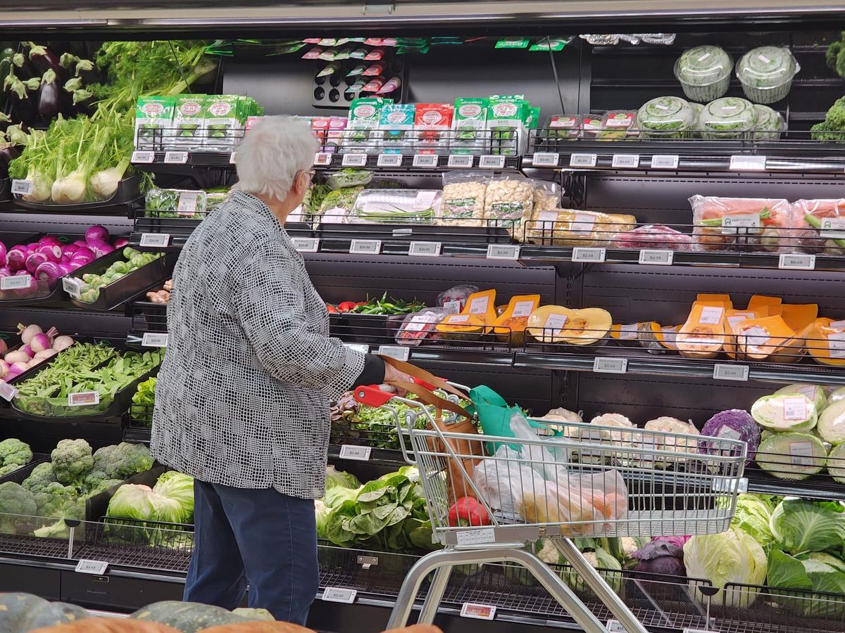 Australia’s Inflation Steady, but Core Measure Clouds Rate Cut Hopes