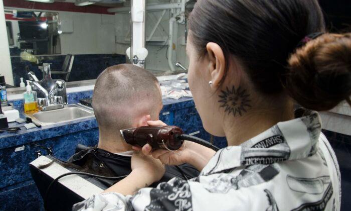 US Navy Relaxes Haircut Regulation to Battle CCP Virus